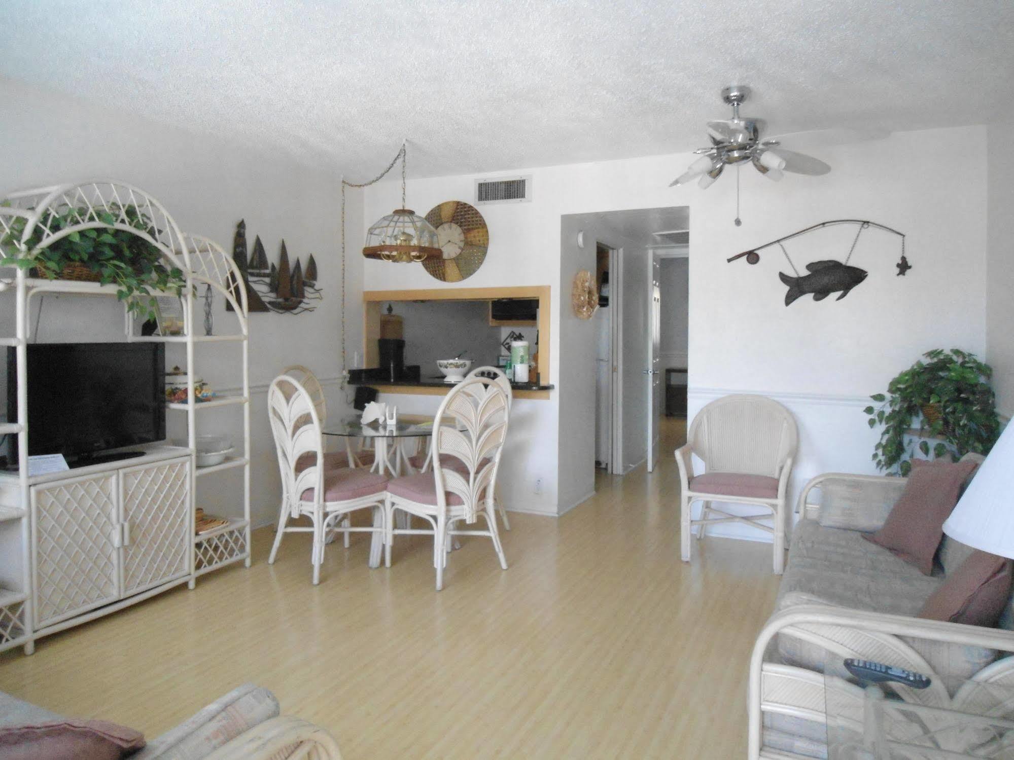 Malyn Resort St. Pete Beach Bagian luar foto