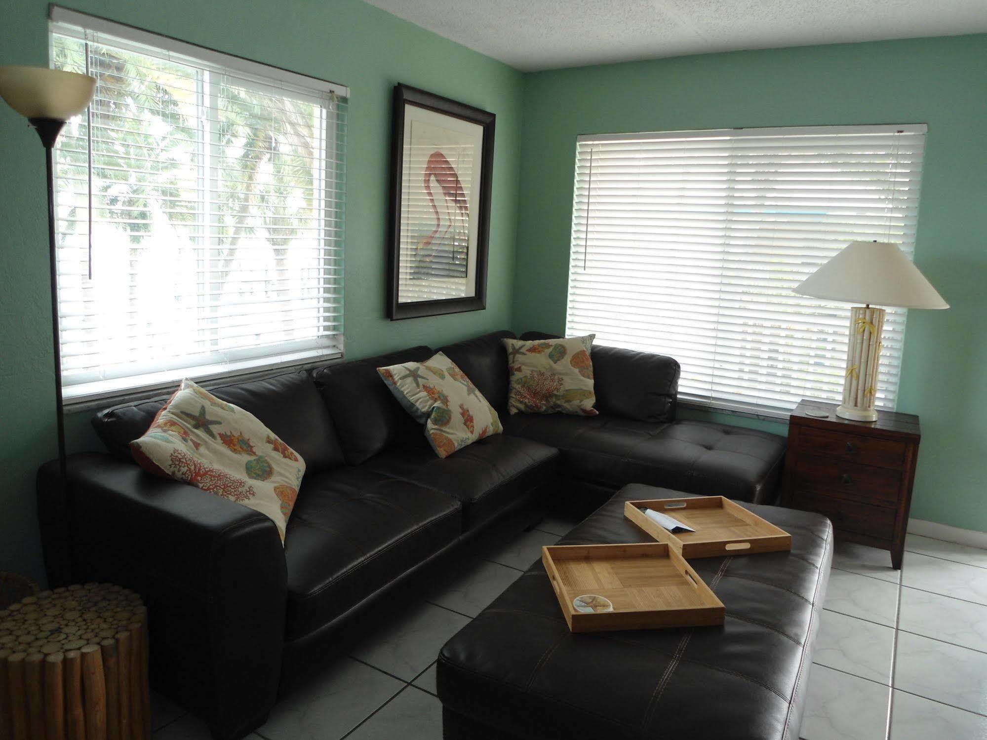 Malyn Resort St. Pete Beach Bagian luar foto