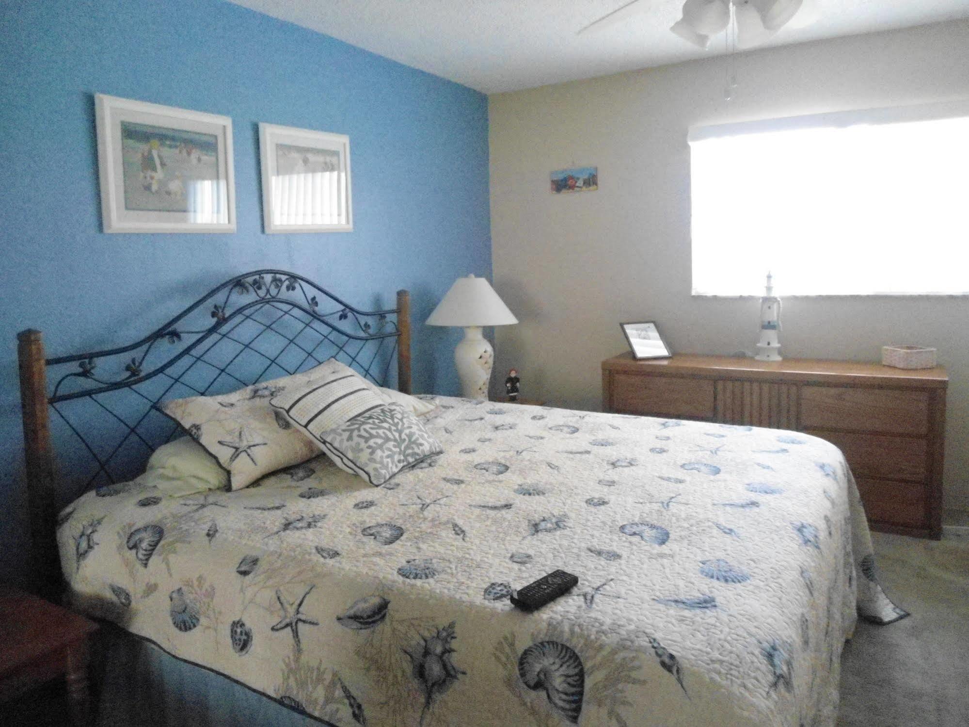 Malyn Resort St. Pete Beach Bagian luar foto